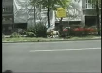 Gangbang midden op straat 
