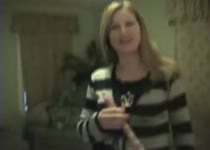 De camera loopt bij dit stel thuis