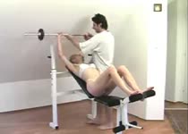 Vrouw geneukt op hometrainer